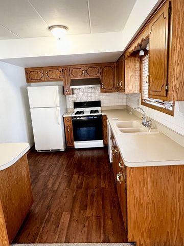 8659 Meade Avenue 1S, Burbank, IL 60459