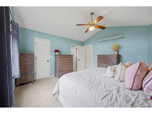 10015 Silver Maple Rd, Highlands Ranch, CO 80129