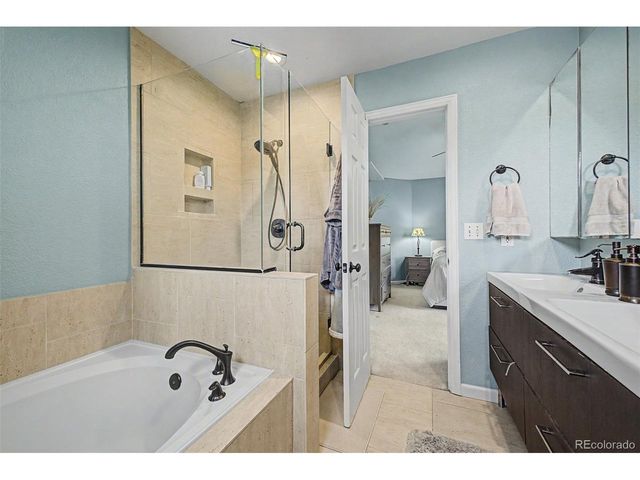 10015 Silver Maple Rd, Highlands Ranch, CO 80129