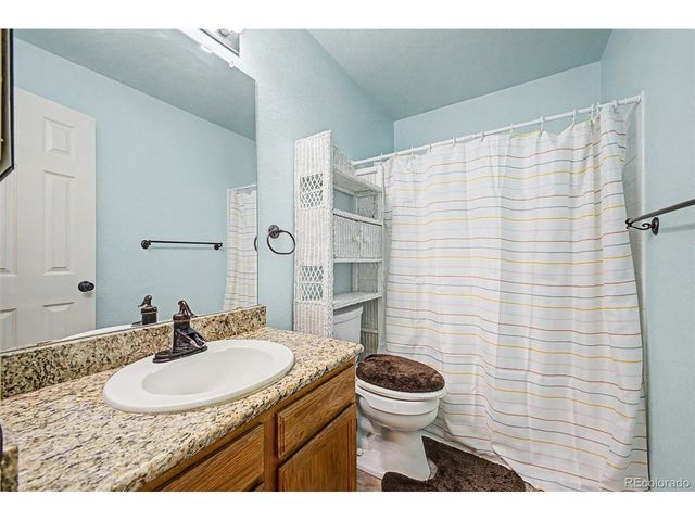 10015 Silver Maple Rd, Highlands Ranch, CO 80129