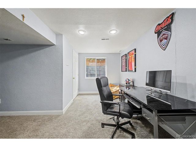 10015 Silver Maple Rd, Highlands Ranch, CO 80129