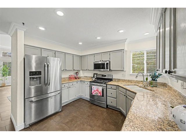 10015 Silver Maple Rd, Highlands Ranch, CO 80129