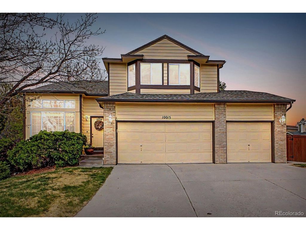 10015 Silver Maple Rd, Highlands Ranch, CO 80129