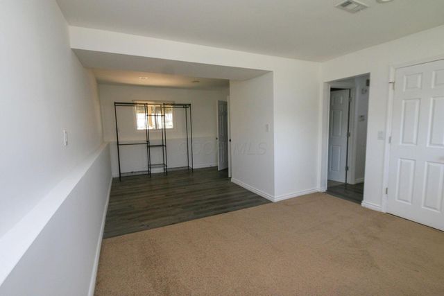 1080 Arapaho Avenue, Worthington, OH 43085