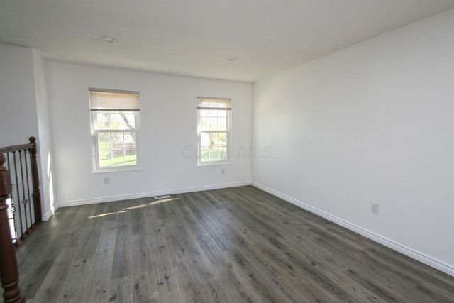 1080 Arapaho Avenue, Worthington, OH 43085