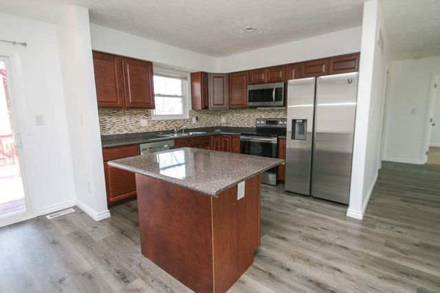 1080 Arapaho Avenue, Worthington, OH 43085