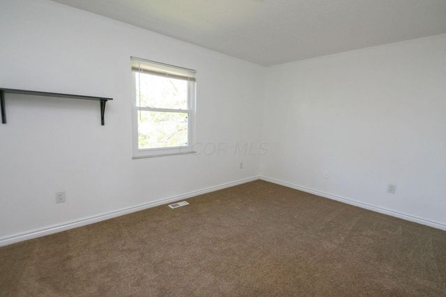 1080 Arapaho Avenue, Worthington, OH 43085