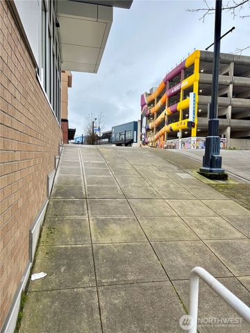 390 Washington Avenue, Bremerton, WA 98337