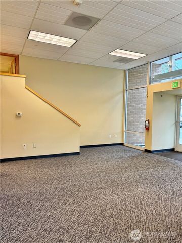 390 Washington Avenue, Bremerton, WA 98337