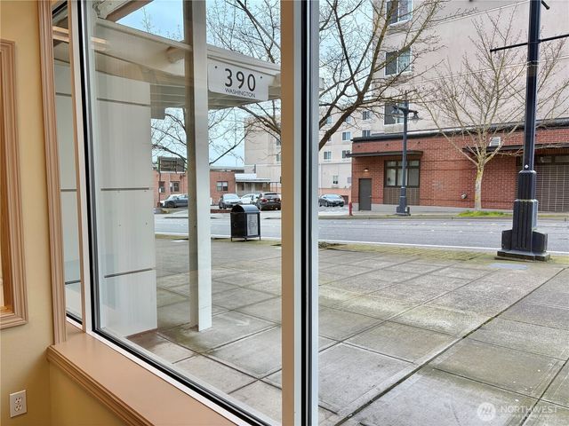 390 Washington Avenue, Bremerton, WA 98337