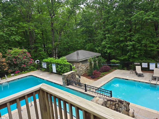 616 Cliff Ridge Drive, Cleveland, SC 29635