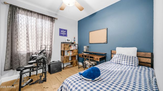 25084 N 68TH Avenue, Peoria, AZ 85383