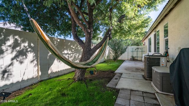 25084 N 68TH Avenue, Peoria, AZ 85383