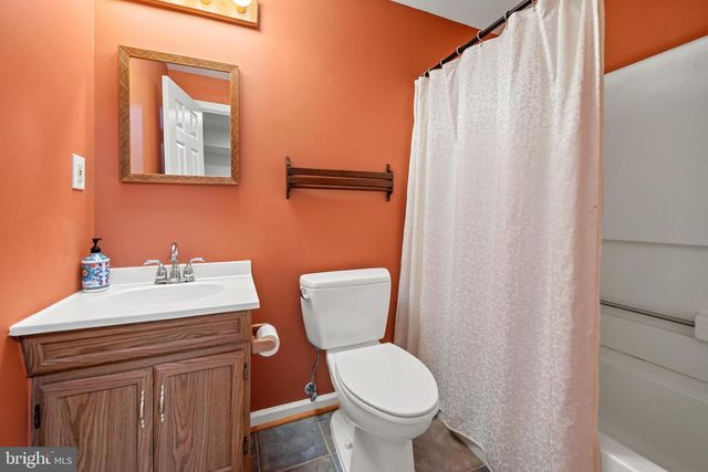 13100 ROCKPOINTE CT, Clifton, VA 20124