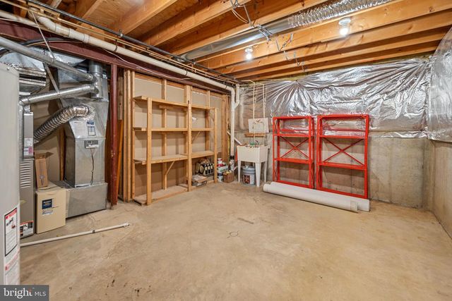 13100 ROCKPOINTE CT, Clifton, VA 20124