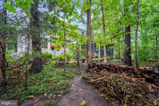 13100 ROCKPOINTE CT, Clifton, VA 20124