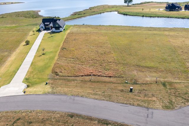 425 Sailview Court, Honey Grove, TX 75446