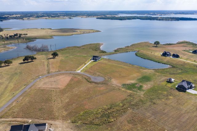 425 Sailview Court, Honey Grove, TX 75446