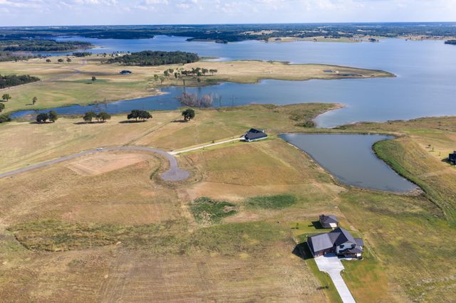 425 Sailview Court, Honey Grove, TX 75446