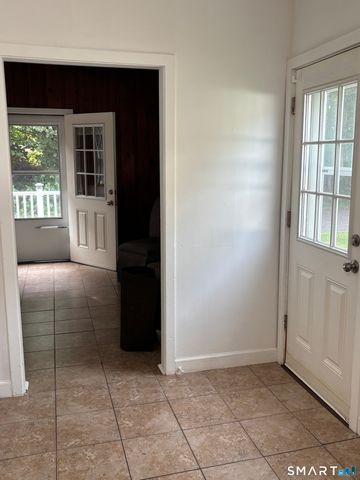 175 Roosevelt Drive, Seymour, CT 06483