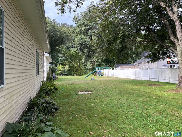175 Roosevelt Drive, Seymour, CT 06483