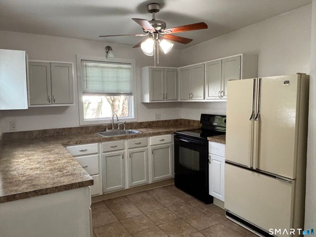 175 Roosevelt Drive, Seymour, CT 06483