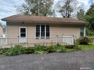 175 Roosevelt Drive, Seymour, CT 06483
