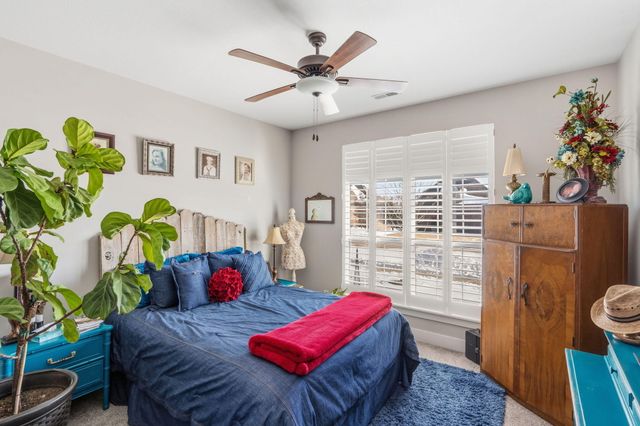 5959 SCREAMING EAGLE LN, Columbia, MO 65201