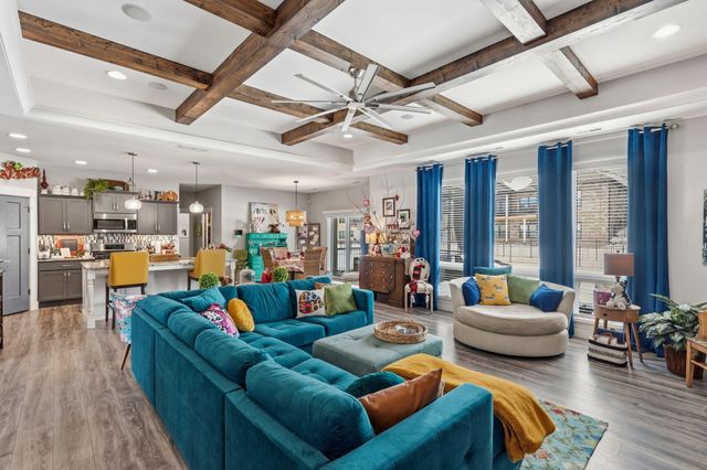 5959 SCREAMING EAGLE LN, Columbia, MO 65201