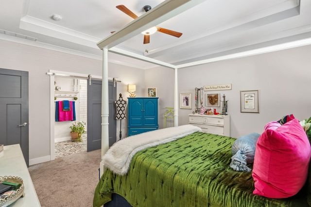 5959 SCREAMING EAGLE LN, Columbia, MO 65201