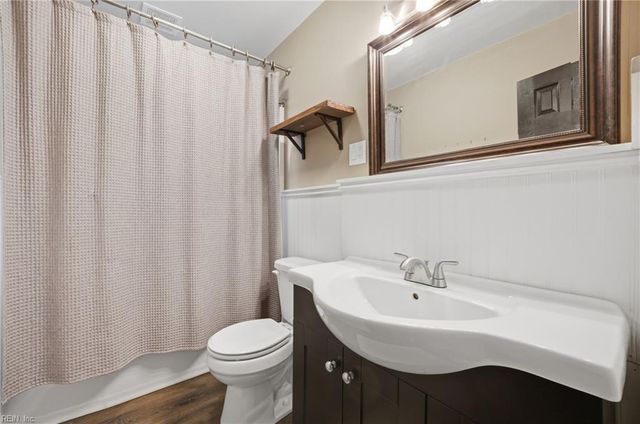 444 Eastwood DR, Newport News, VA 23602