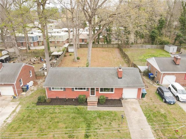 444 Eastwood DR, Newport News, VA 23602