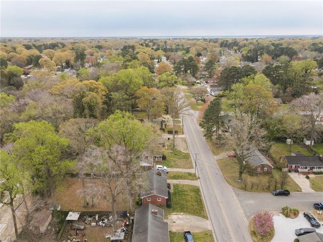 444 Eastwood DR, Newport News, VA 23602