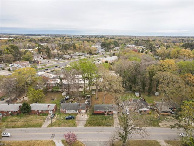 444 Eastwood DR, Newport News, VA 23602