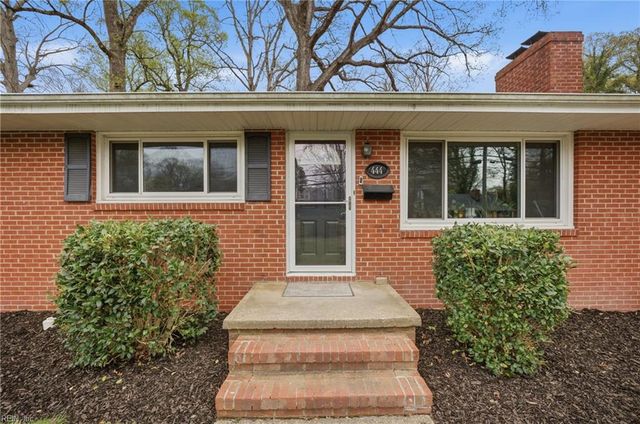 444 Eastwood DR, Newport News, VA 23602