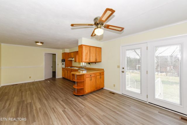 242 Fairview School Circle, Maryville, TN 37803