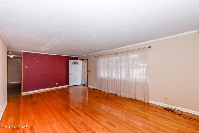 242 Fairview School Circle, Maryville, TN 37803