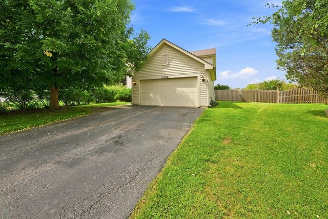 2420 Sisters Court, Naperville, IL 60564