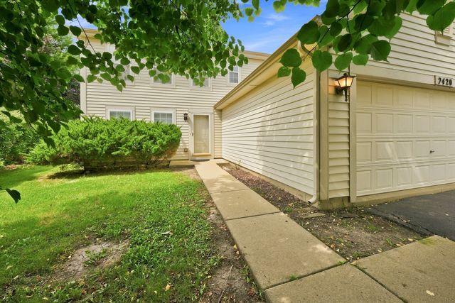 2420 Sisters Court, Naperville, IL 60564