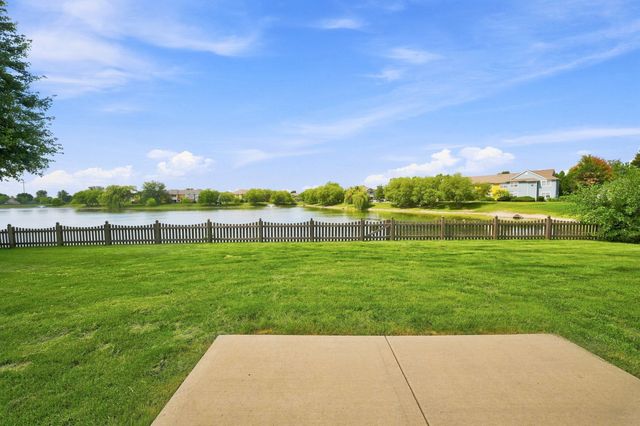 2420 Sisters Court, Naperville, IL 60564