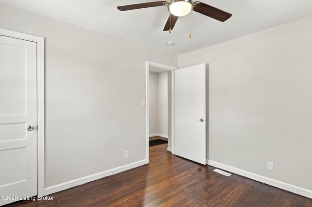 2315 Briargate Ave, Louisville, KY 40216
