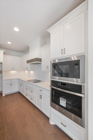 2817 Canfield Dr, Murfreesboro, TN 37128