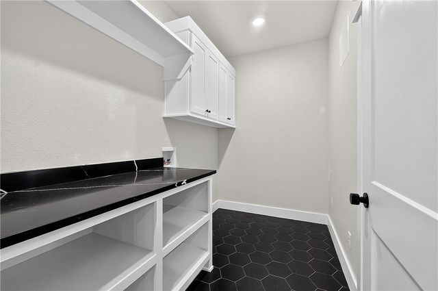 7 Ging Lane, Bella Vista, AR 72714
