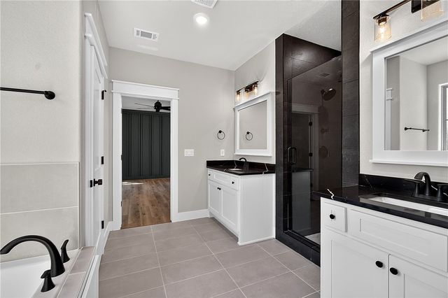 7 Ging Lane, Bella Vista, AR 72714