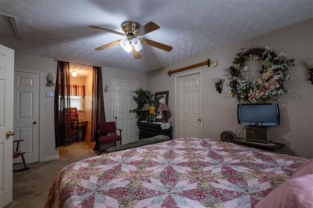 2033 Peeksville Road, Locust Grove, GA 30248