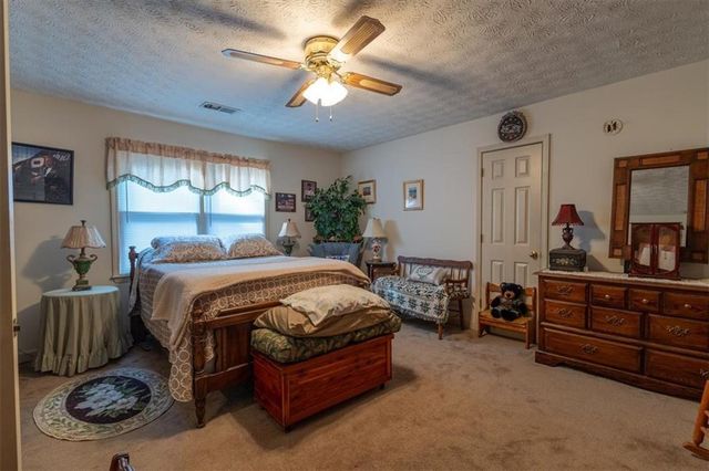 2033 Peeksville Road, Locust Grove, GA 30248