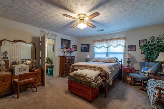 2033 Peeksville Road, Locust Grove, GA 30248