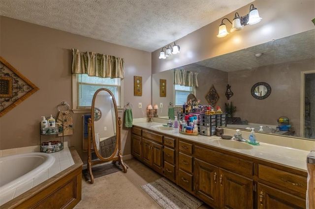 2033 Peeksville Road, Locust Grove, GA 30248