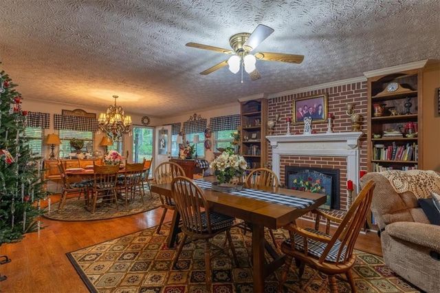 2033 Peeksville Road, Locust Grove, GA 30248