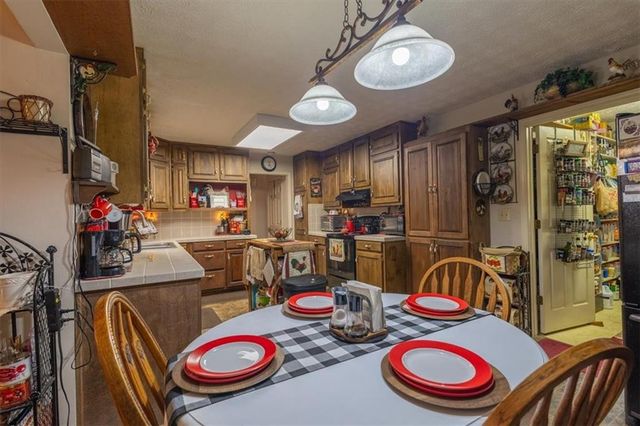 2033 Peeksville Road, Locust Grove, GA 30248